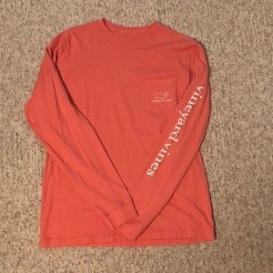 Vineyard vines coral tee